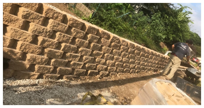 Rectangle Retaining Wall Retaining Wall Installation in New Berlin & Waukesha, WI | Green Life ...